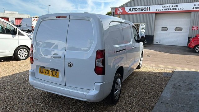 Vauxhall Combo Turbo D 2300 Pro DL73TLK White #4