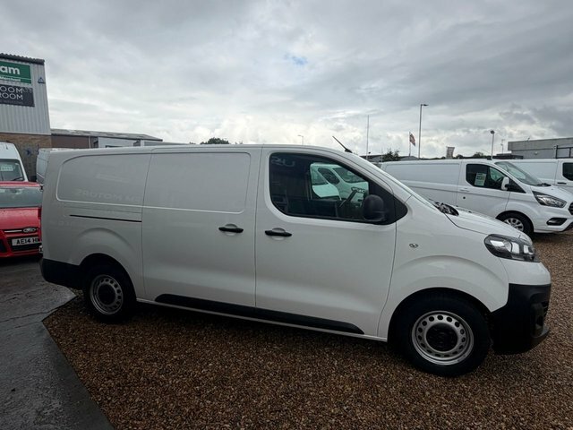 Vauxhall Vivaro Turbo D 2900 Dynamic DV22DDE White #5