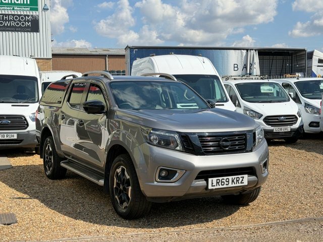 Nissan Navara Dci Tekna Pickup Double LR69KRZ Grey #3