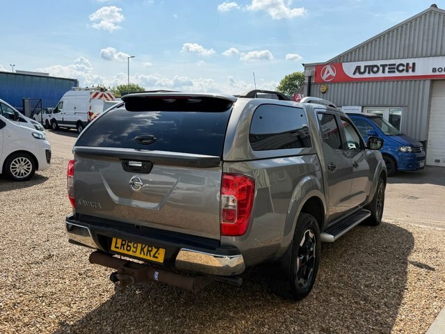 Nissan Navara Dci Tekna Pickup Double LR69KRZ Grey #5