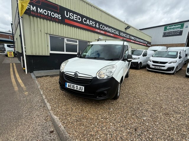 Vauxhall Combo Cdti 2000 16V Panel White #6