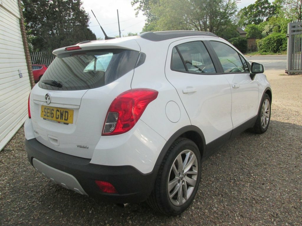 Vauxhall Mokka 1.4L Tech Line SE16GWD White #5