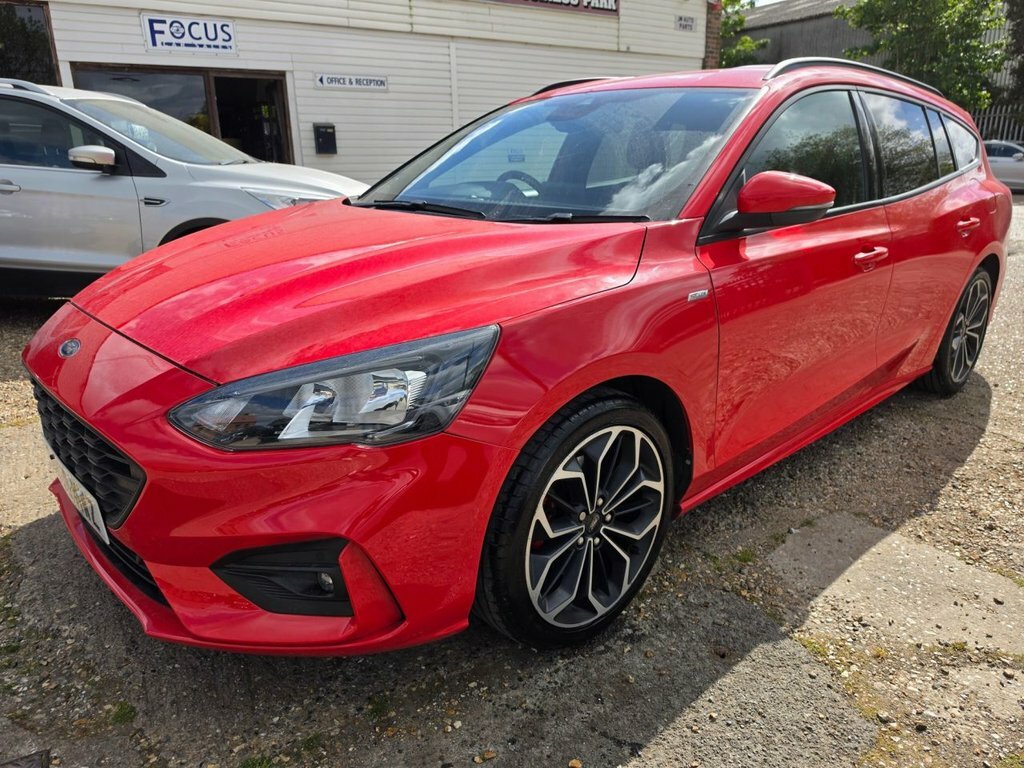 Ford Focus 1.5L St-line X GN69MWZ Red #2