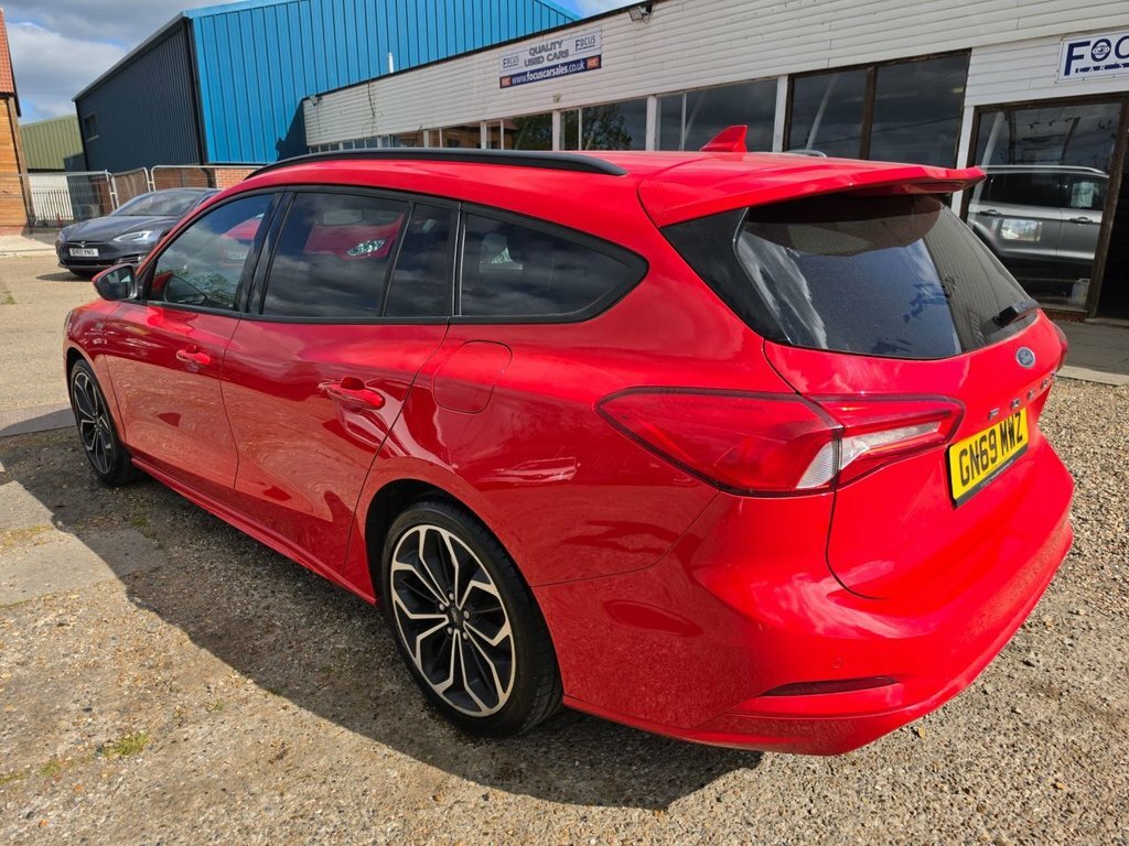 Ford Focus 1.5L St-line X GN69MWZ Red #6