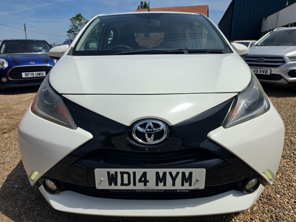 Toyota Aygo 1L X-pression WD14MYM White #5
