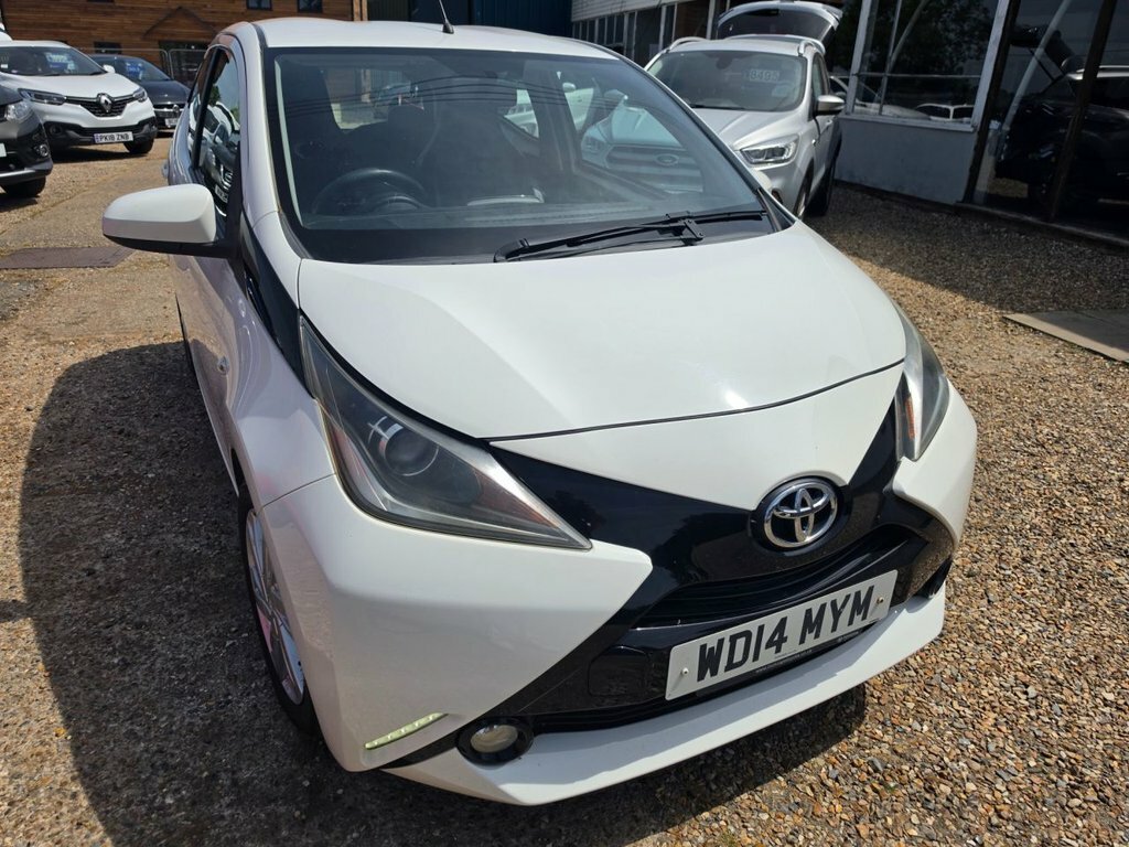 Toyota Aygo 1L X-pression WD14MYM White #3