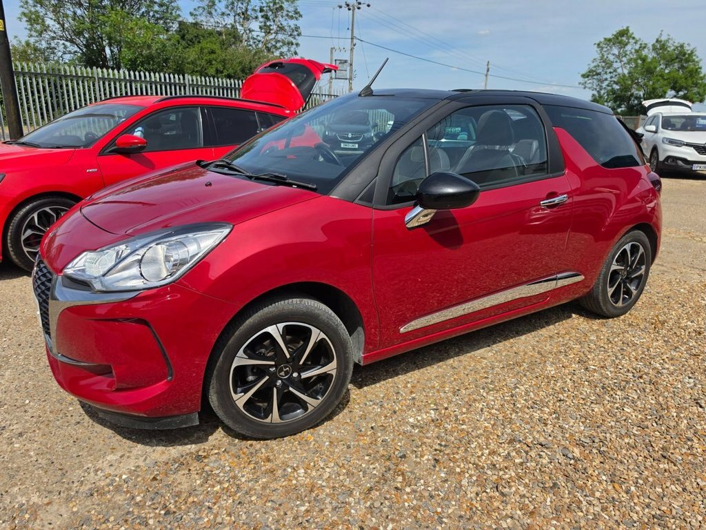 DS DS 3 Cabrio 1.6L Elegance AO67MFK Red #2