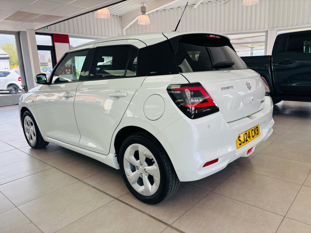 Suzuki Swift 1.2 Mhev Motion Euro 6 Ss SJ24CKB White #5