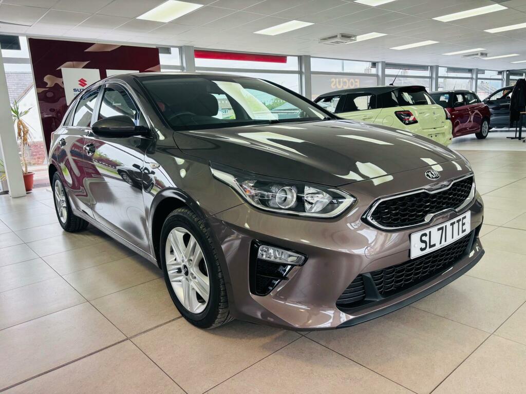 Kia Ceed 1.6 Crdi Mhev 2 Nav Euro 6 Ss Brown