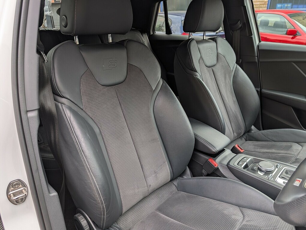 Audi SQ2 Tfsi White #5