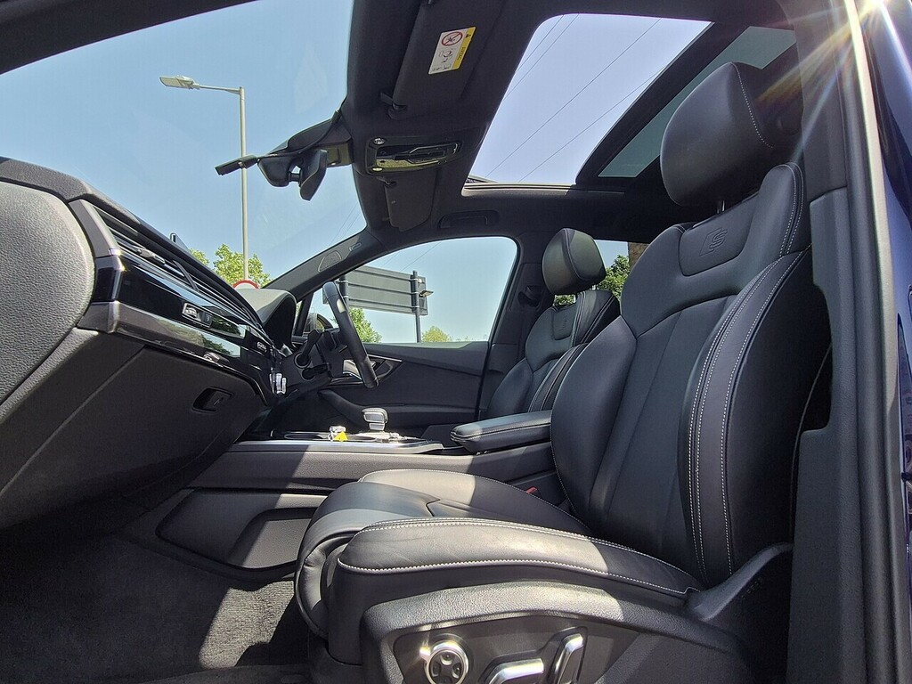 Audi Q7 Tdi V6 Black Edition MJ18AVV Blue #4