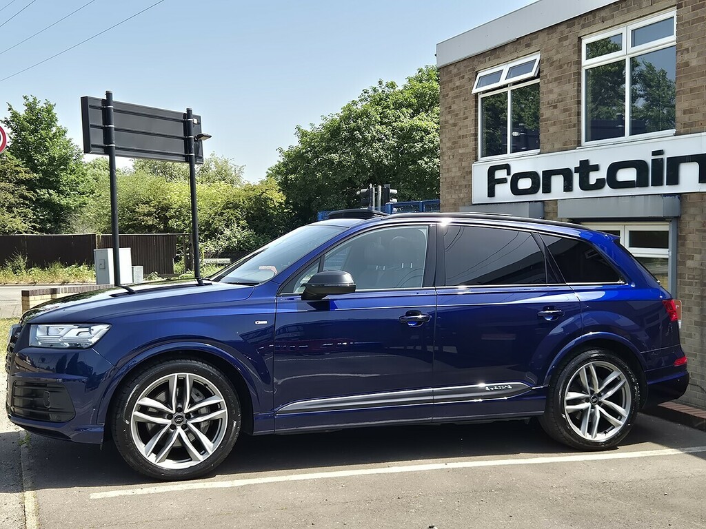 Audi Q7 Tdi V6 Black Edition MJ18AVV Blue #3