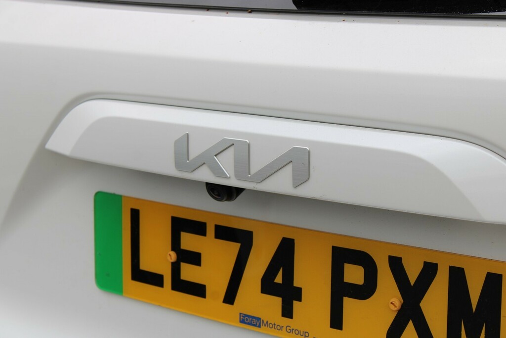 Kia e-Niro 150Kw 4 65Kwh LE74PXM White #6