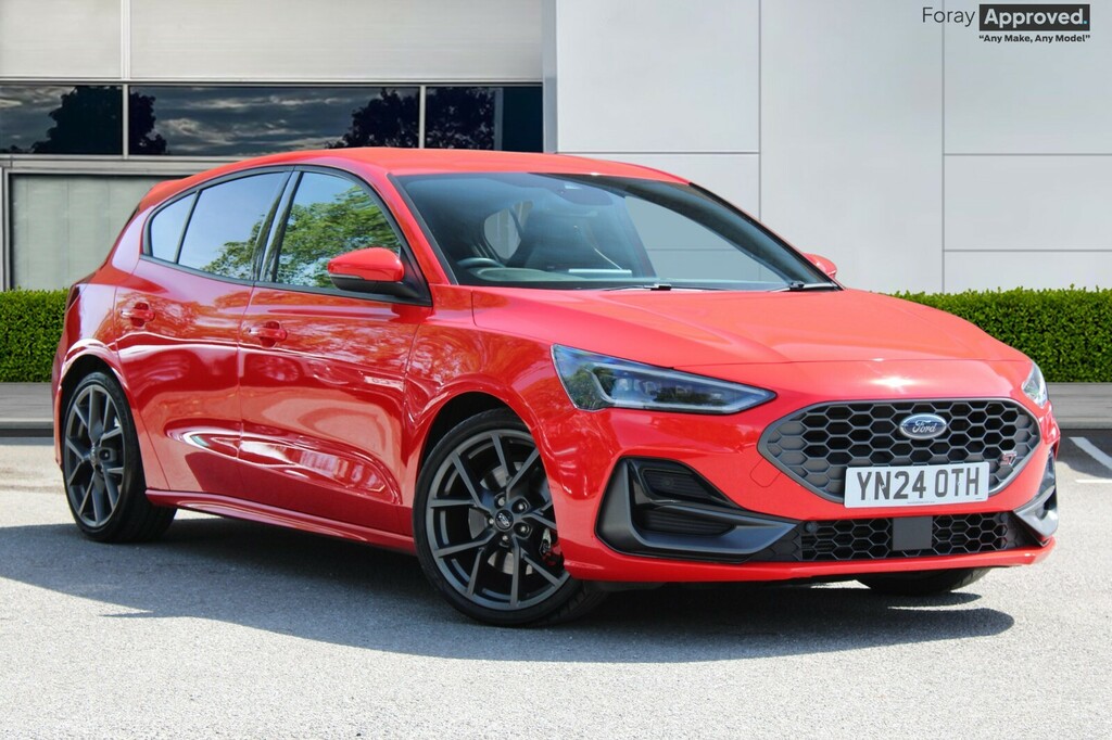 Ford Focus 2.3 Ecoboost St Red