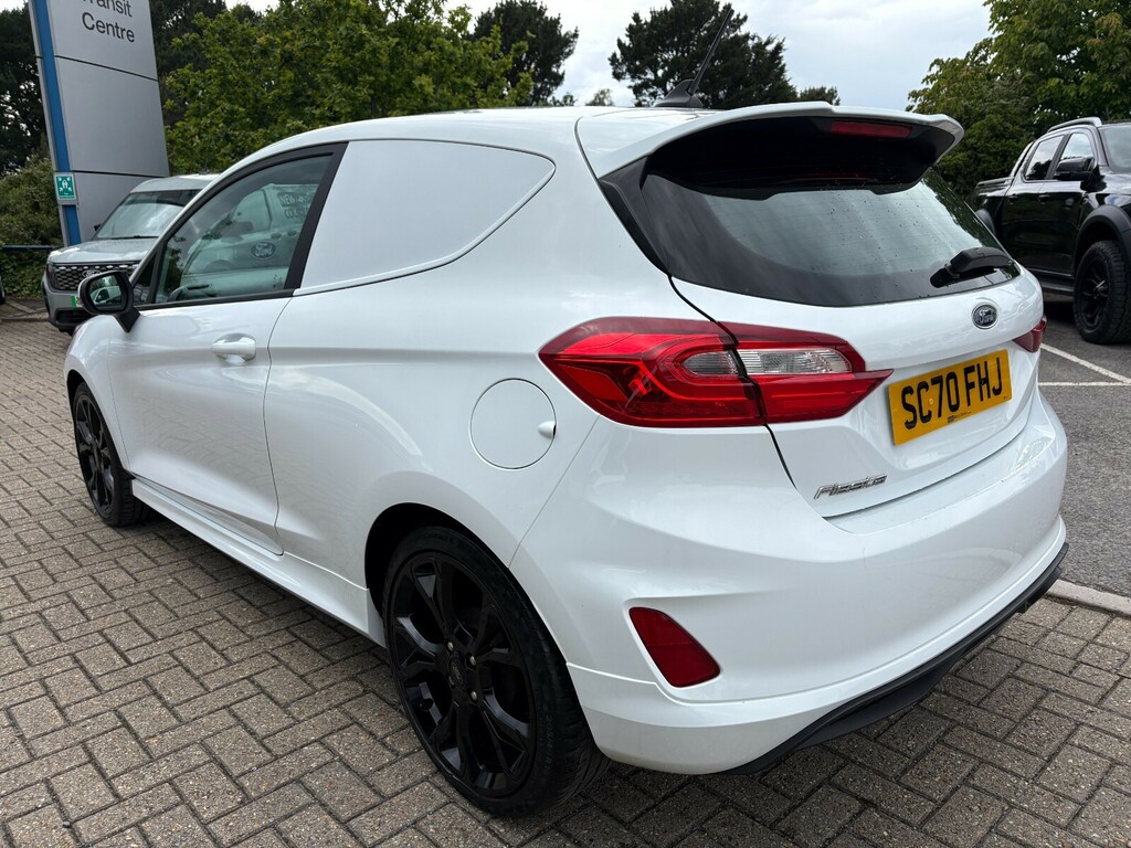 Ford Fiesta 1.0 Ecoboost 125 Sport Van SC70FHJ White #5