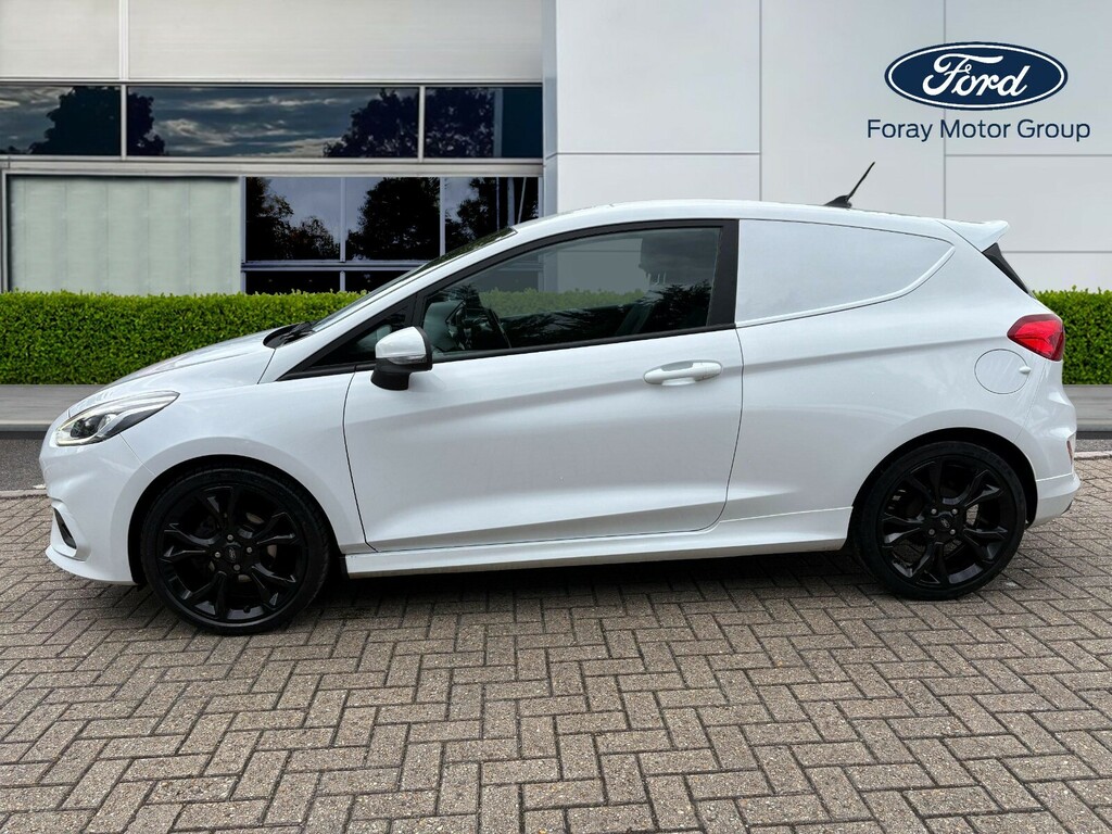 Ford Fiesta 1.0 Ecoboost 125 Sport Van SC70FHJ White #4