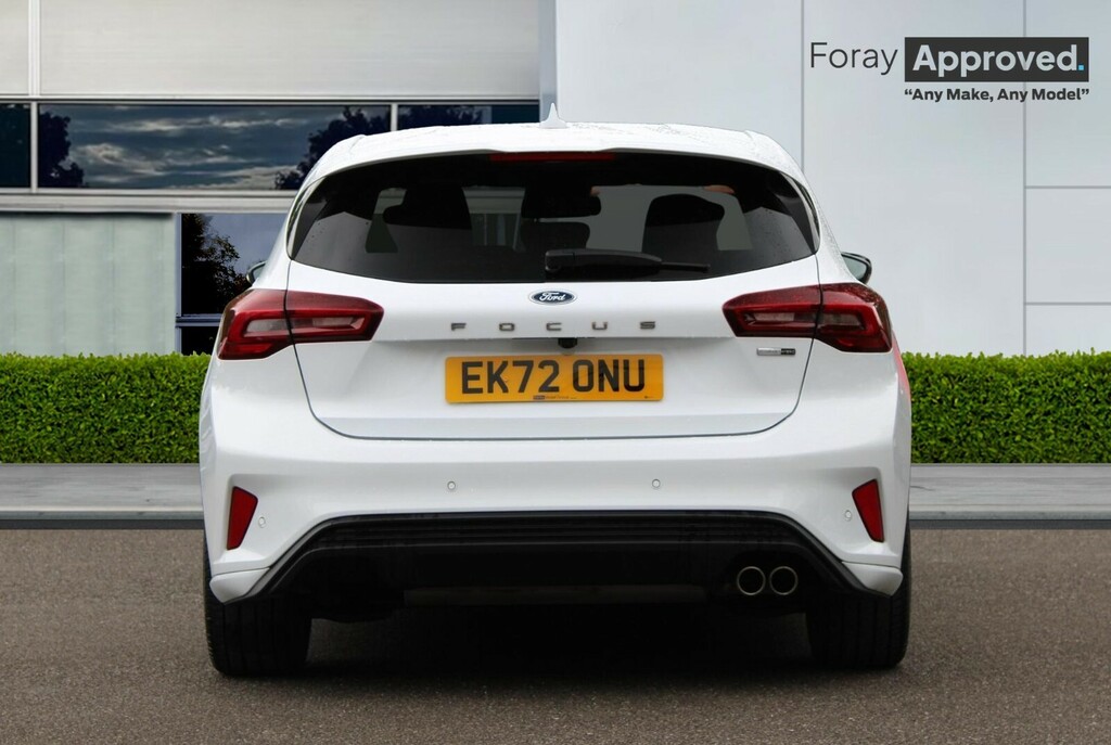Ford Focus 1.0 Ecoboost Hybrid Mhev 155 St-line Vignale EK72ONU White #5