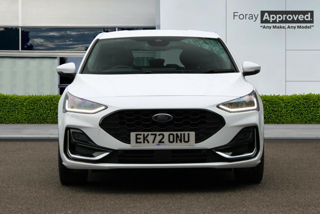 Ford Focus 1.0 Ecoboost Hybrid Mhev 155 St-line Vignale EK72ONU White #2