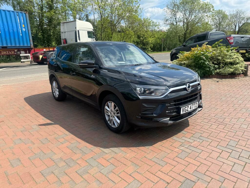 SsangYong Korando Ventura VGZ4772 Black #2