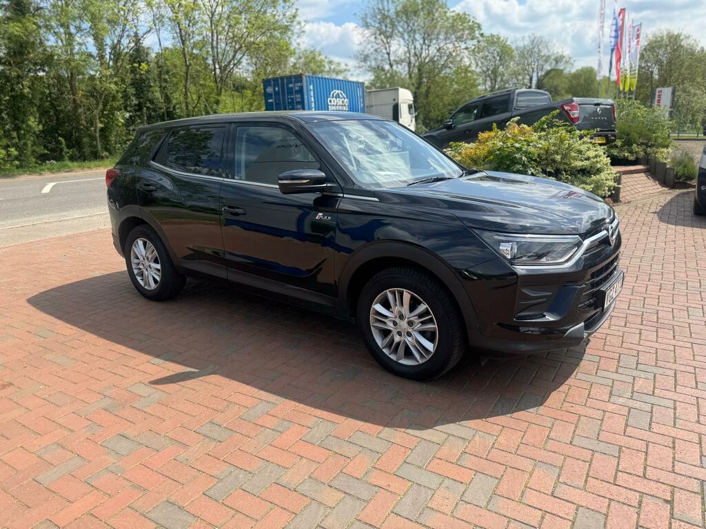 SsangYong Korando Ventura VGZ4772 Black #3