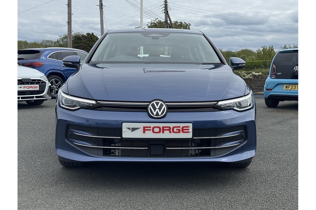 Volkswagen Golf Etsi Mhev Style Hatchback Hybrid Dsg 150 Ps AK75FTJ Blue #2