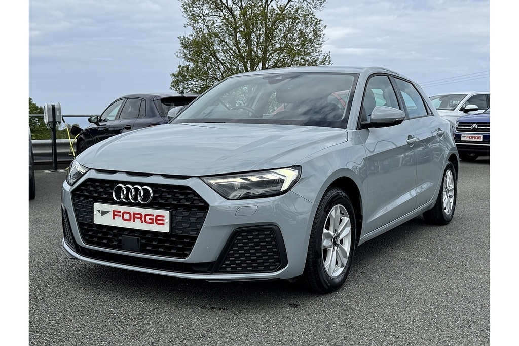 Audi A1 Sportback Technik Tfsi 1.0 Hatchback RJ72MWX Grey #3