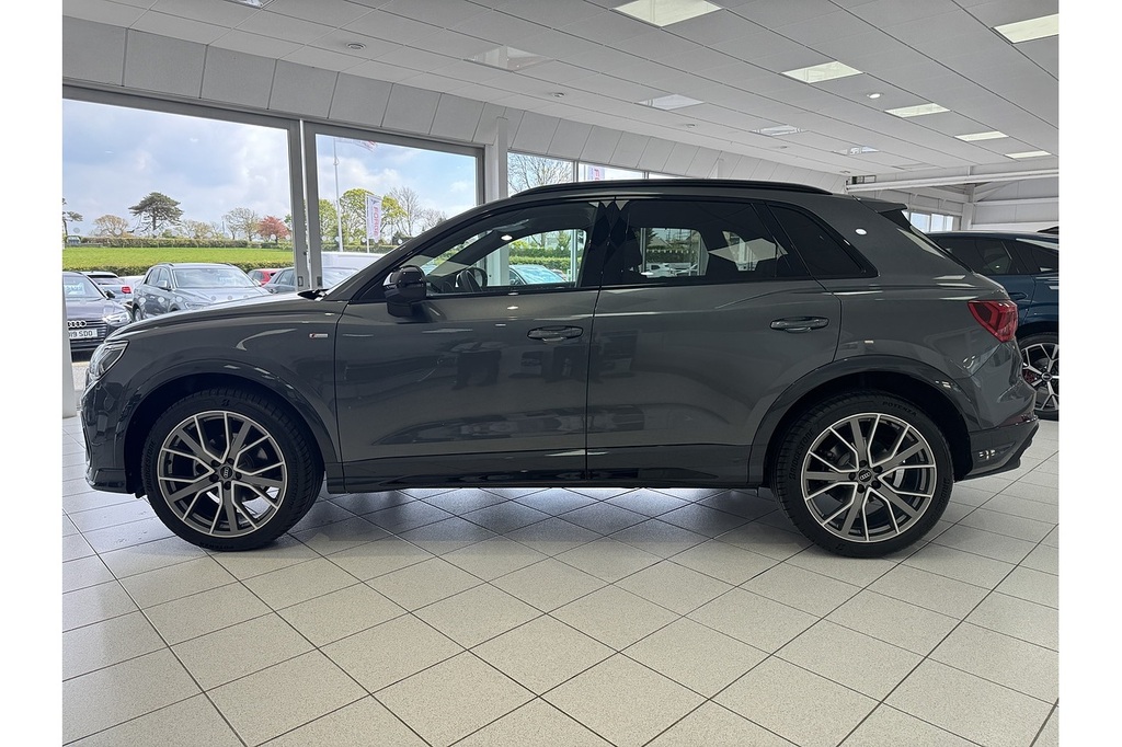 Audi Q3 Tfsi Cod Black Edition S Tronic 150 Ps U14 Grey #5