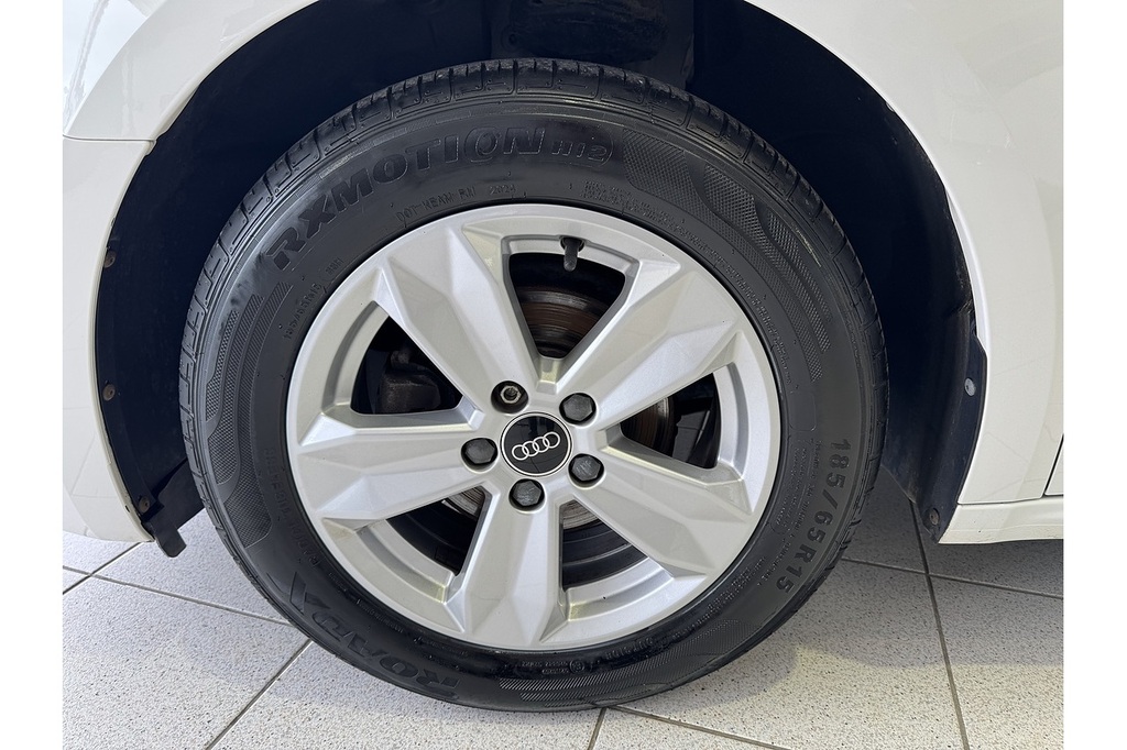 Audi A1 Sportback Technik Tfsi 1.0 Hatchback U RJ72KAK White #6