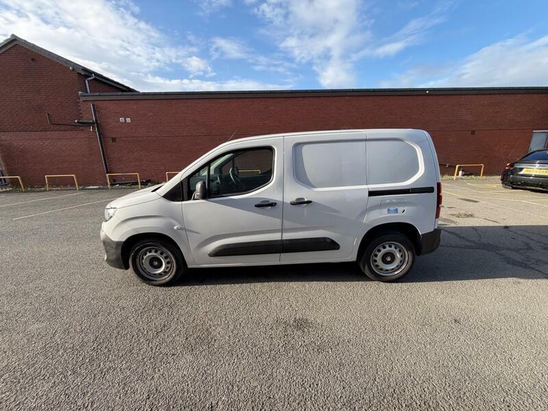 Vauxhall Combo 1.5-Turbo-d-2300-prime-panel-van-swb-euro-6-ss- DP24RVX  #6
