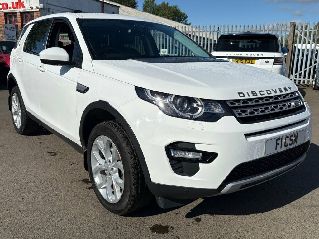 Land Rover Discovery Sport 2L Hse SN17ZBV White #3