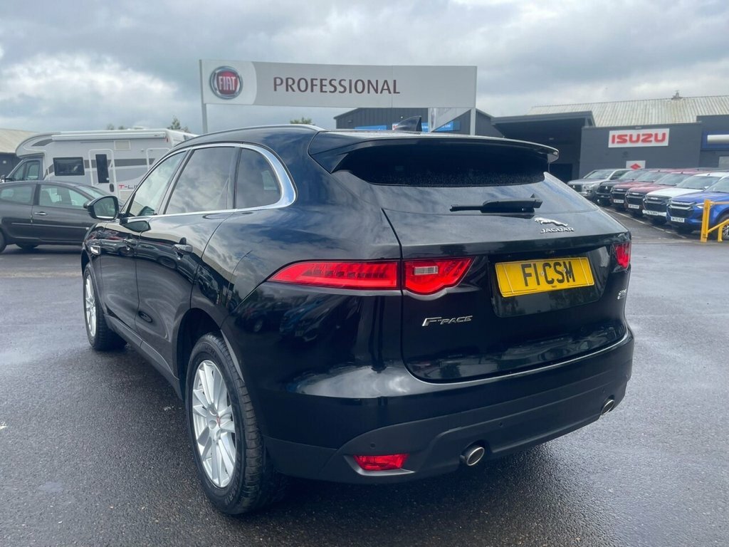 Jaguar F-Pace 2L Portfolio OV19TEY Black #5