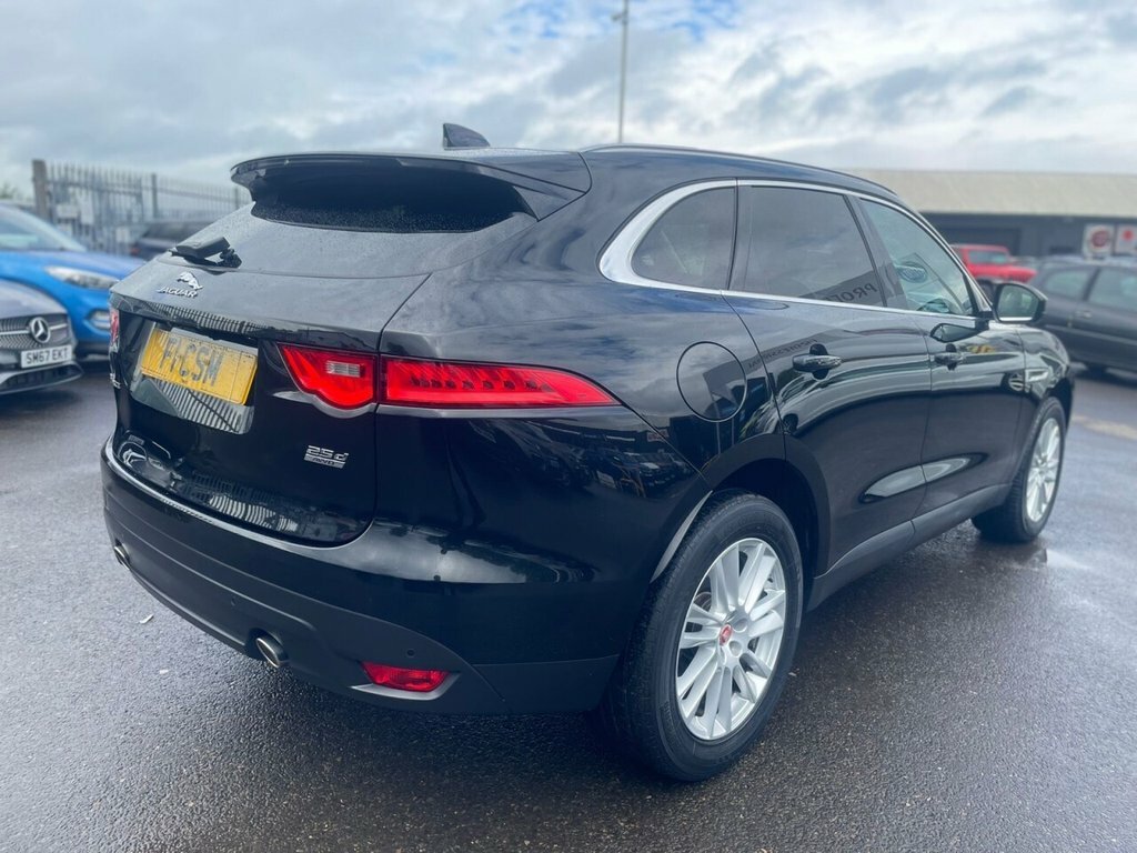 Jaguar F-Pace 2L Portfolio OV19TEY Black #4