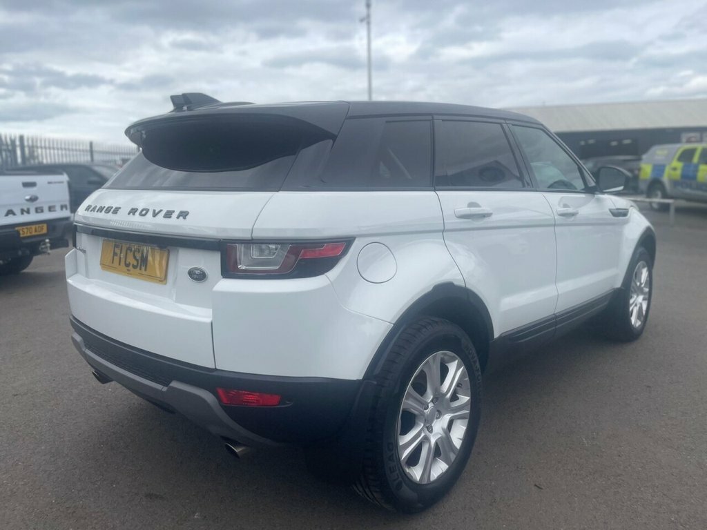 Land Rover Range Rover Evoque 2L Se Tech M20MUA White #5