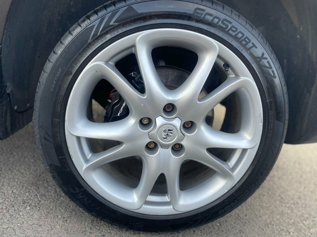 Porsche Cayenne Cayenne  #24