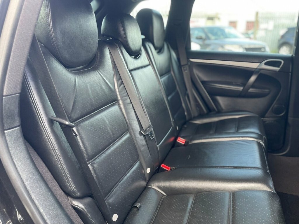 Porsche Cayenne Cayenne  #31