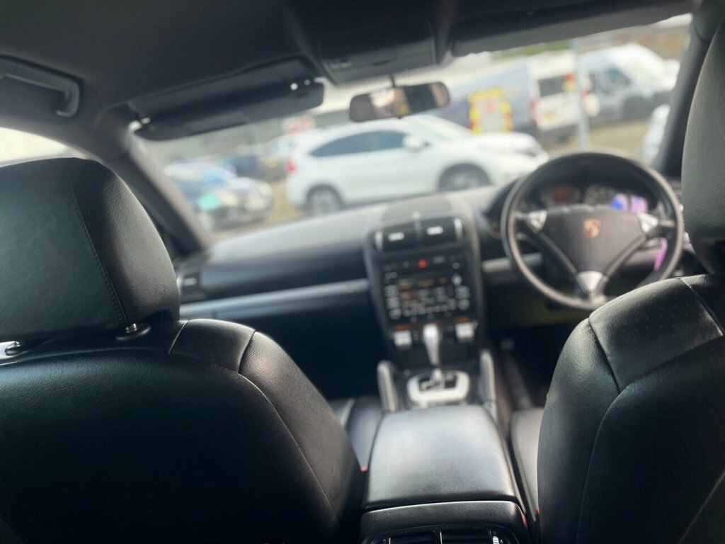 Porsche Cayenne Cayenne  #29