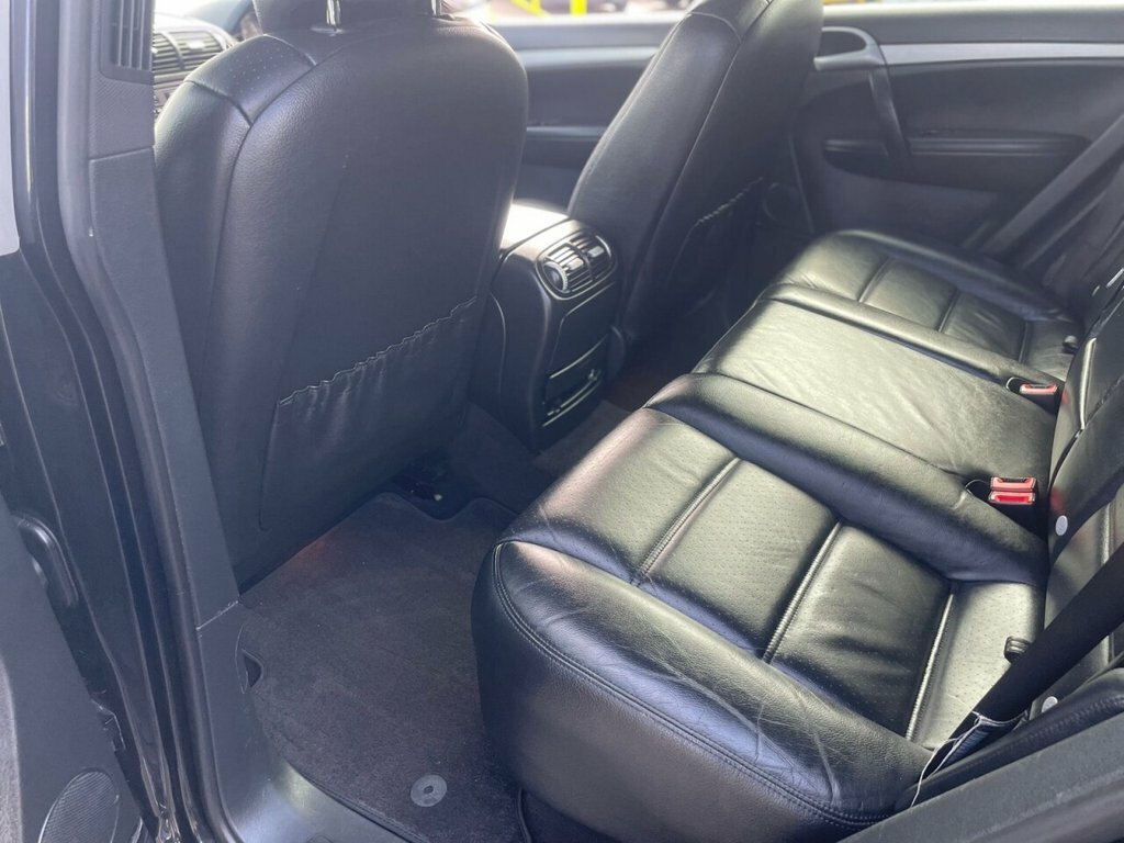 Porsche Cayenne Cayenne  #32