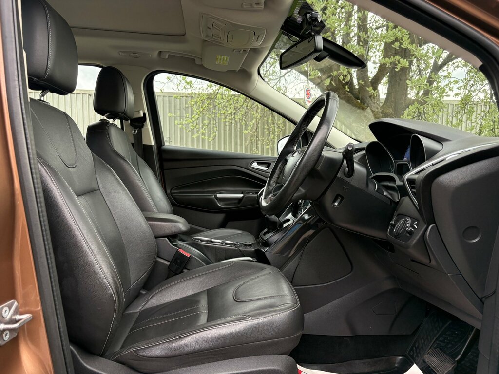 Ford Kuga 2.0 Tdci Titanium X Suv Powershift Awd GV13HWK Brown #4