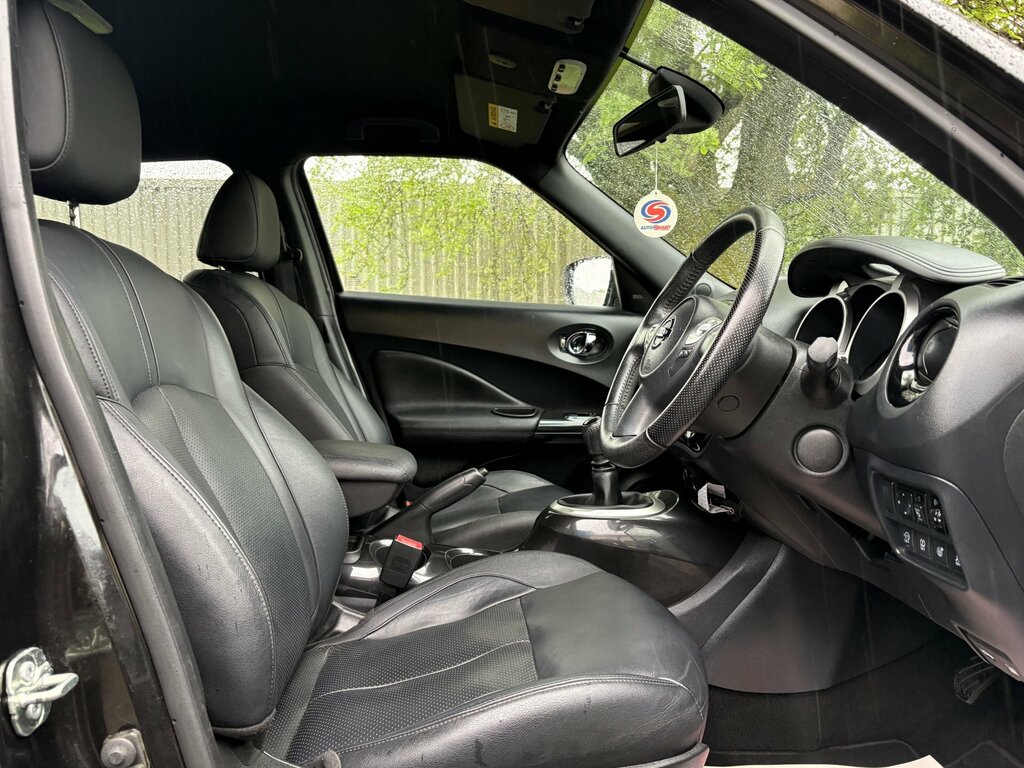 Nissan Juke 1.2 Dig-t Tekna Suv Euro 6 Ss DX17YCO Black #4