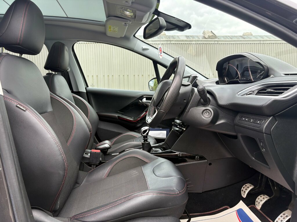 Peugeot 2008 1.2 Puretech Gpf Gt Line Suv Eur SG69WLK Grey #4