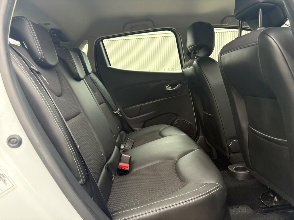 Renault Clio 1.5 Dci Dynamique S Nav Hatchback Manua LR17SVP White #5
