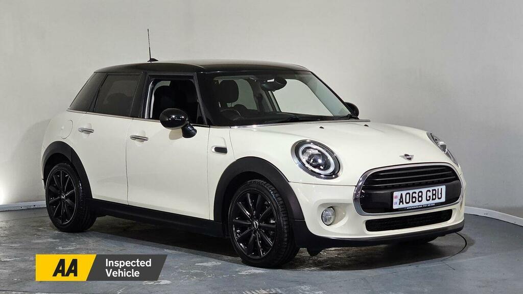 Mini Hatch Hatchback 1.5 Cooper D Steptronic Euro 6 Ss White