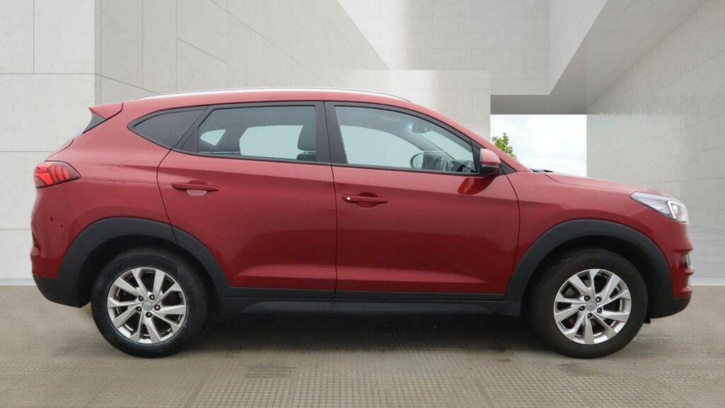 Hyundai Tucson Suv 1.6 Gdi Se Nav Euro 6 Ss 201868 EJ68VLZ Red #5