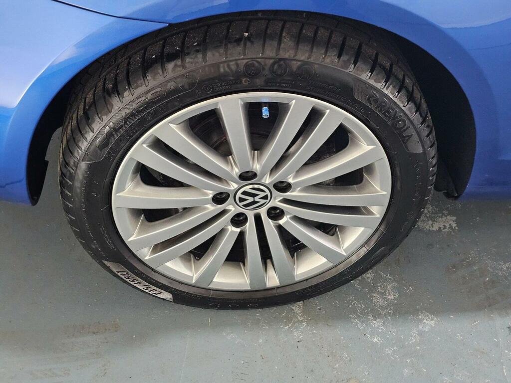 Volkswagen EOS Se Tsi Bluemotion Technology 2-Door Blue #25