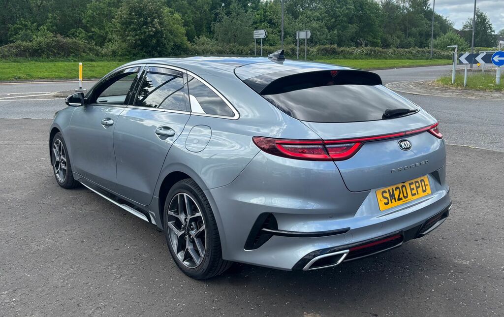 Kia Proceed 1.4 T-gdi Gt-line Lunar Edition Shooting Brake Silver #4