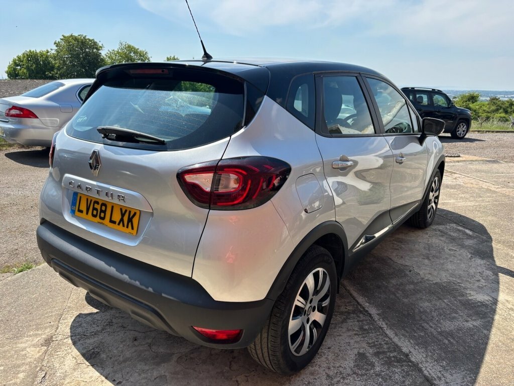 Renault Captur 1.5L Play LV68LXK Silver #3
