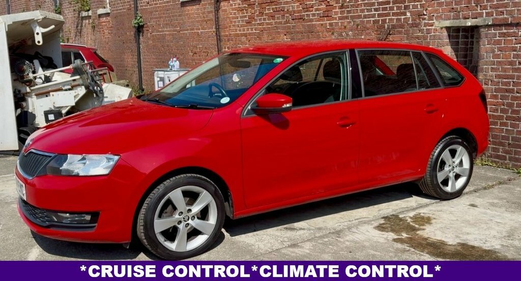 Skoda Rapid Spaceback Hatchback DE67EYC Red #3
