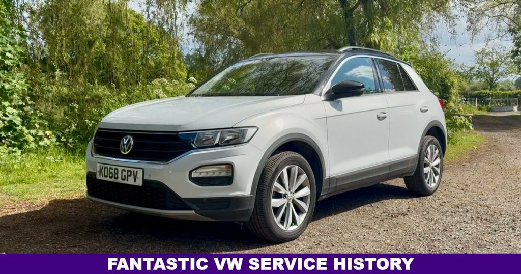 Volkswagen T-Roc Suv KO68GPV White #5