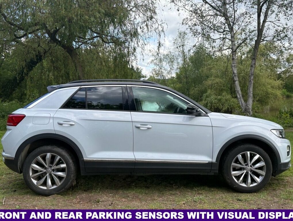 Volkswagen T-Roc Suv KO68GPV White #3