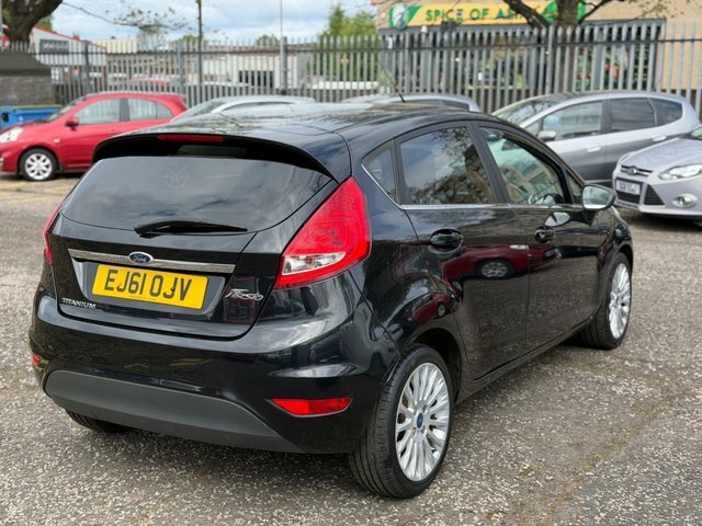 Ford Fiesta 1.4 Tdci Dpf Titanium Hatchback Black #4